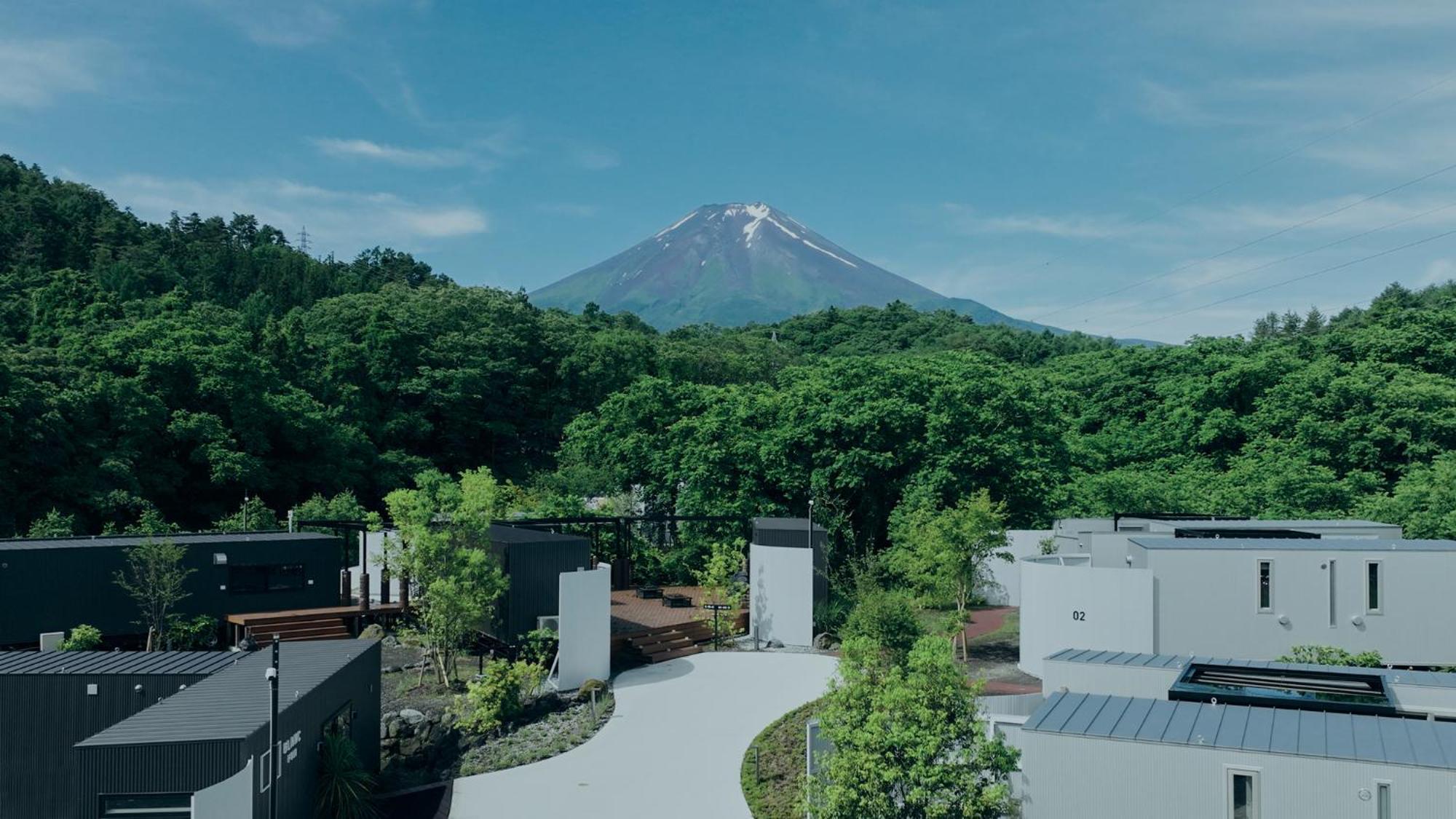 ホテル Blanc Fuji 富士吉田市 エクステリア 写真